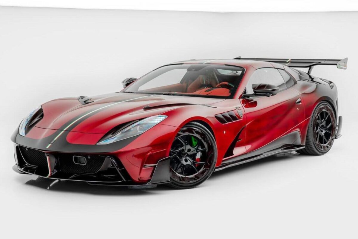Ferrari 812 GTS, con Mansory diventa Stallone Tempesta Nera