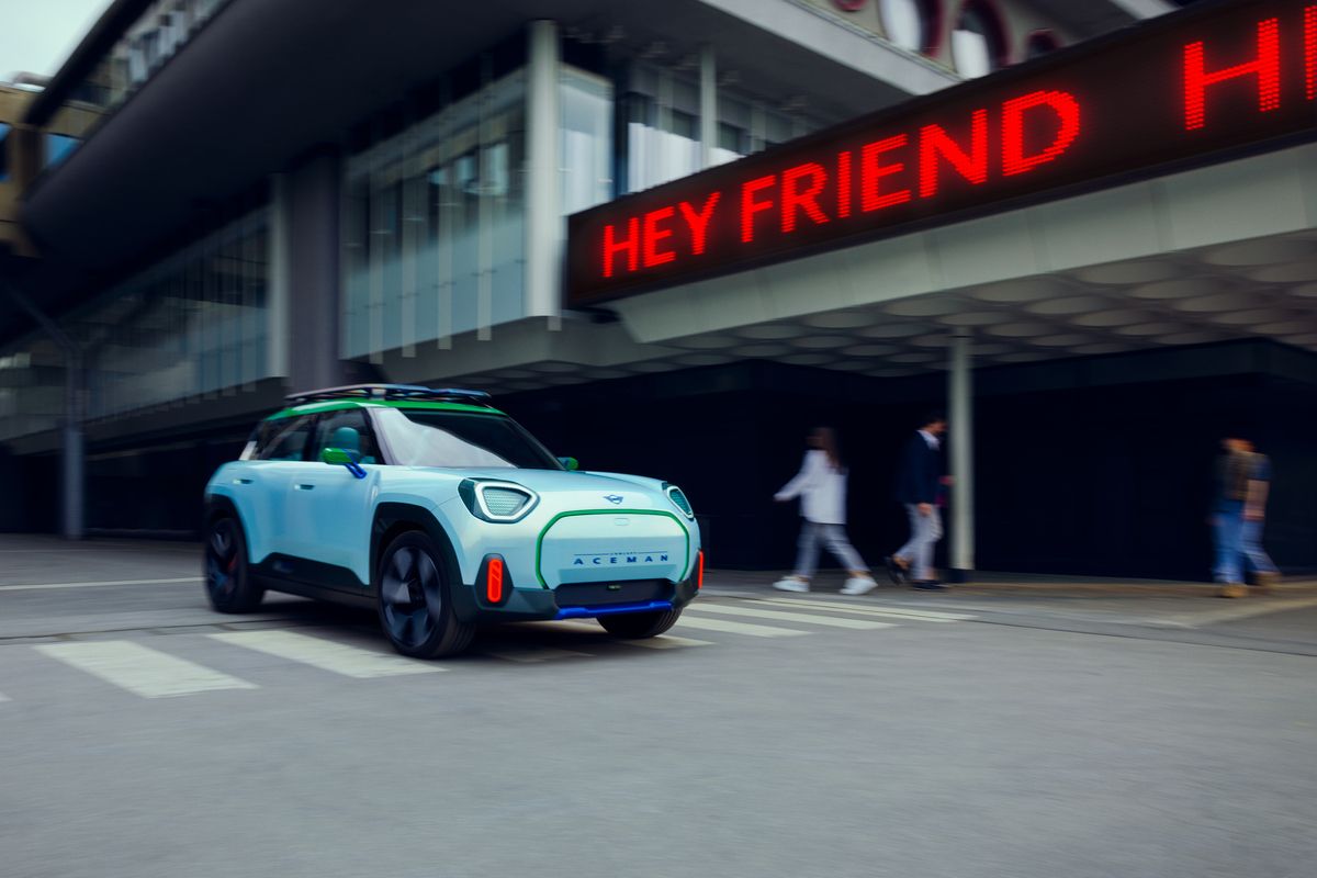 MINI Aceman, svelata la data di arrivo del  SUV elettrico