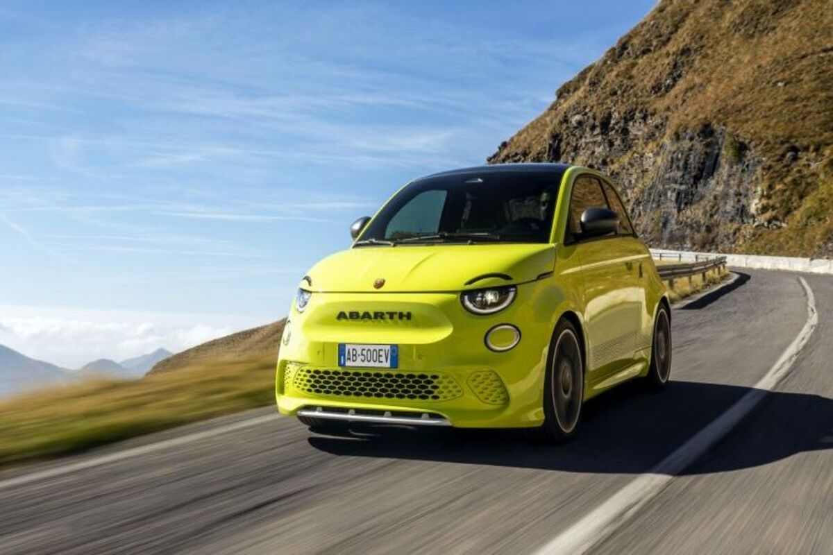 Abarth 500e, lo Scorpione diventa elettrico