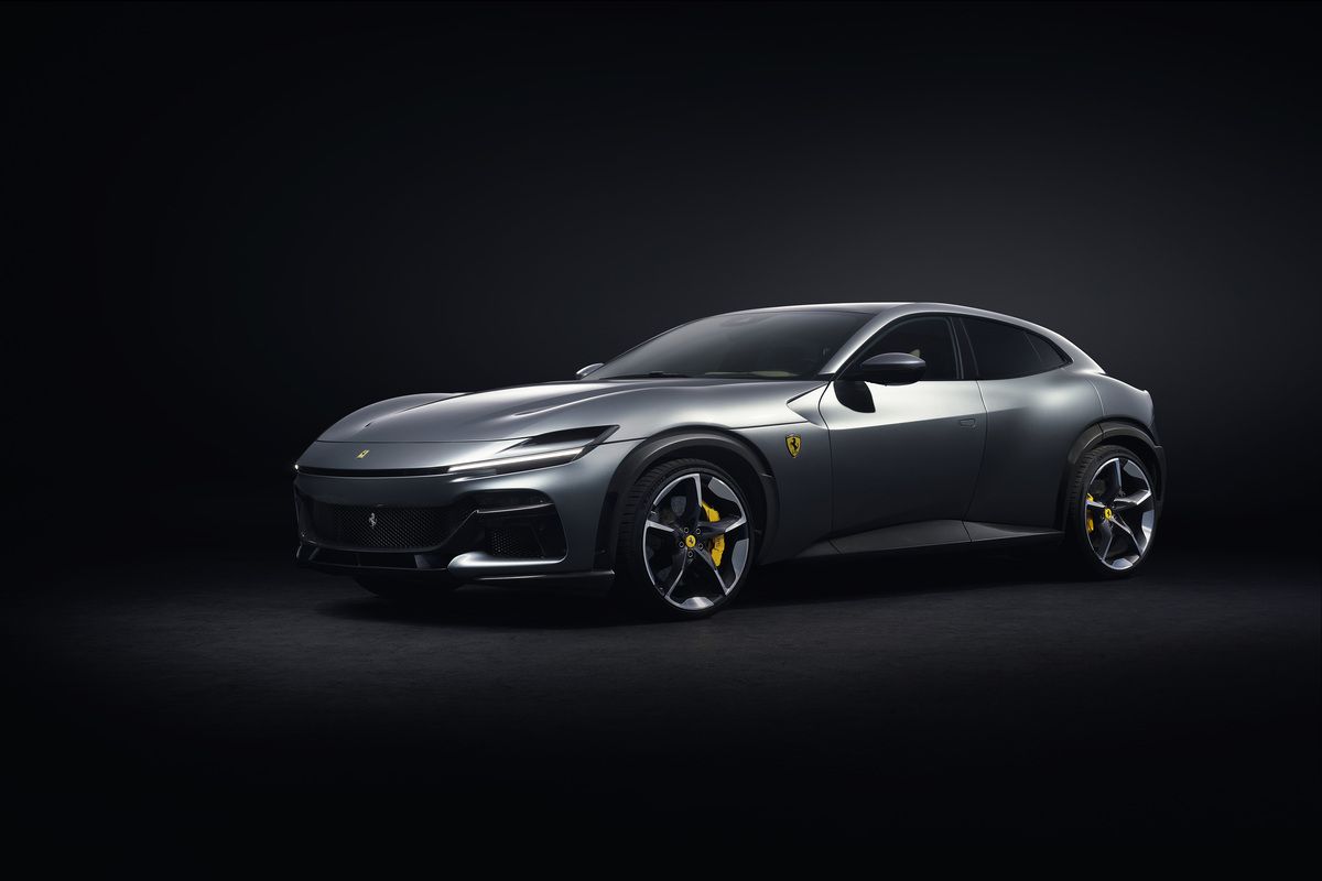 Ferrari Purosangue, stop agli ordini: ecco il motivo