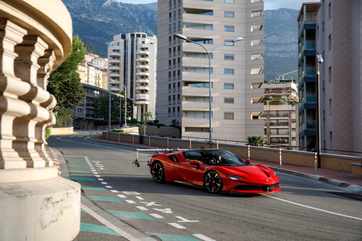 Ferrari SF90