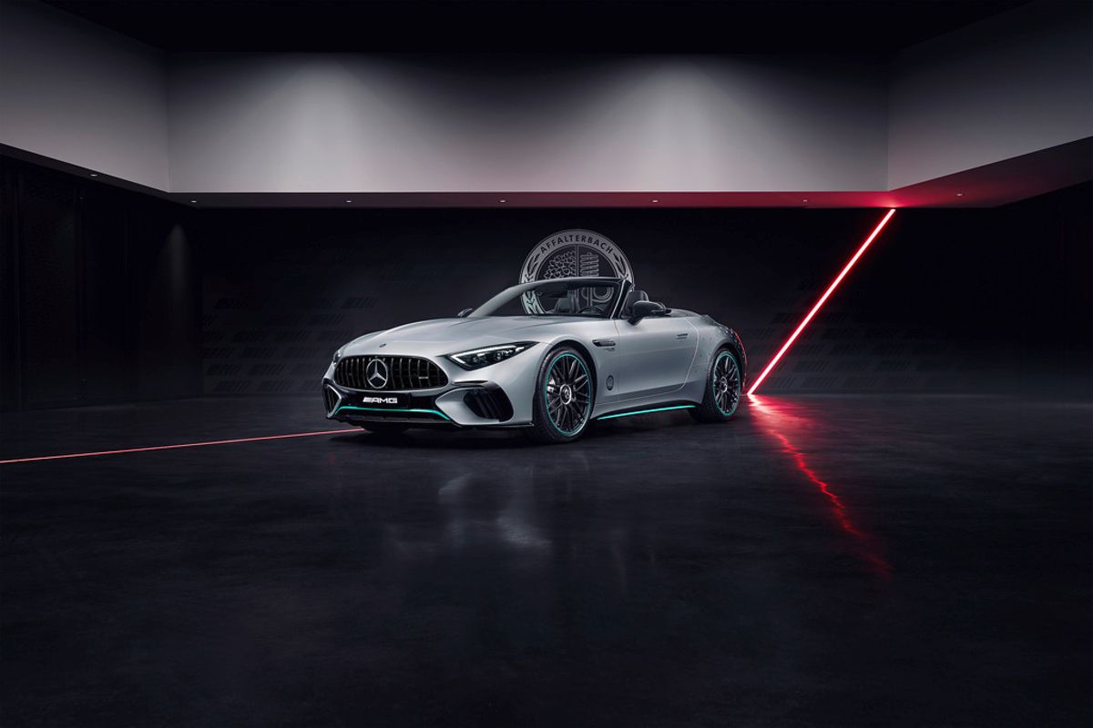 Mercedes-AMG SL 63, edizione speciale dedicata ai piloti di Formula 1