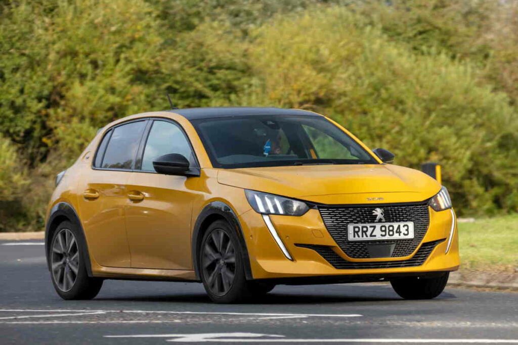 Peugeot 208