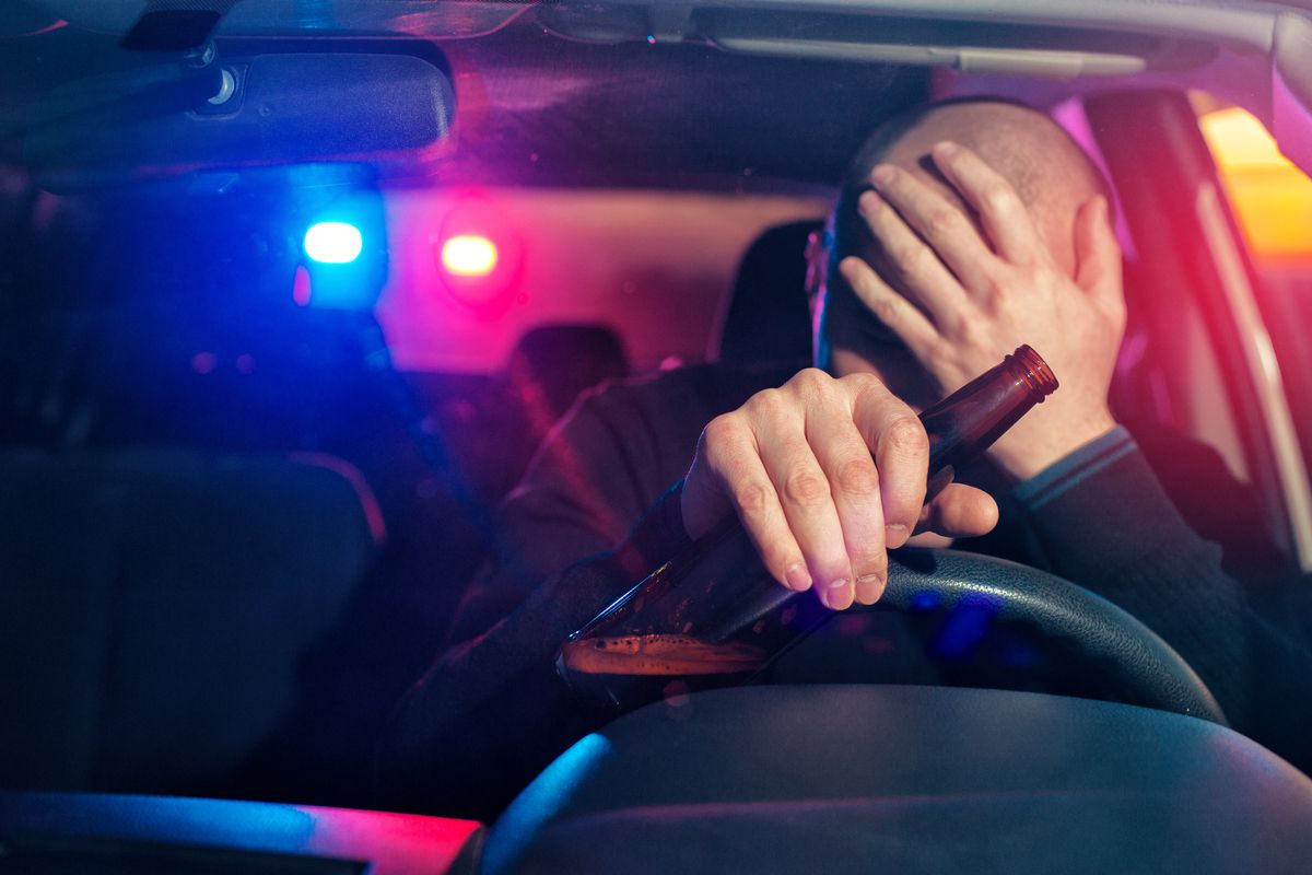 Guida in stato di ebbrezza: normativa, multe e sanzioni