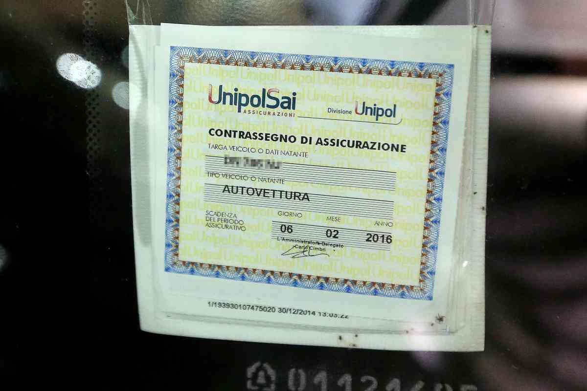 Assicurazione auto,. così risparmi il doppio puntando sull'ibrido