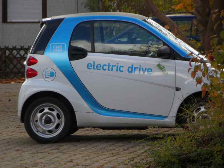 Auto elettrica usata come acquistarla