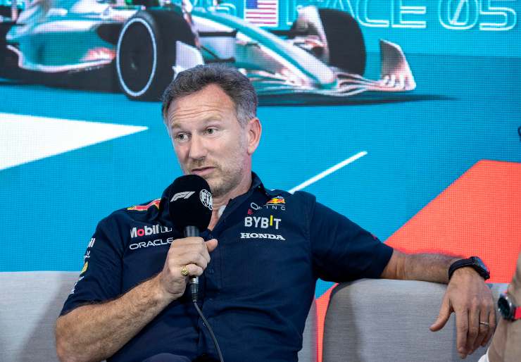 Christian Horner attacca Toto Wolff