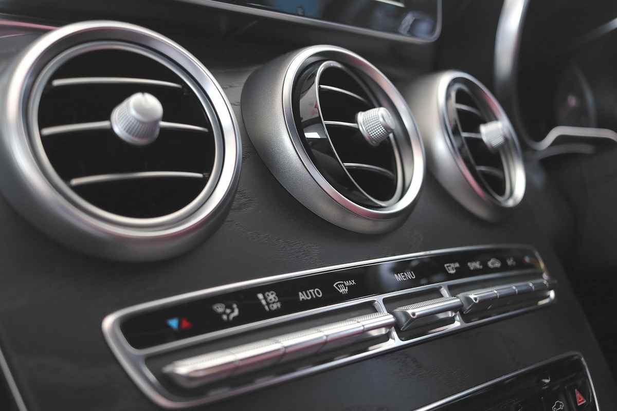 Climatizzatore auto, i consigli per tenerlo sempre in ordine