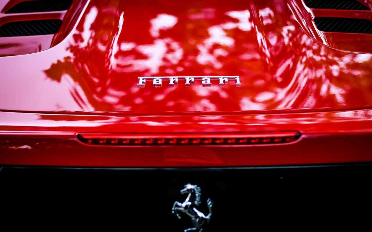 come comprare una ferrari