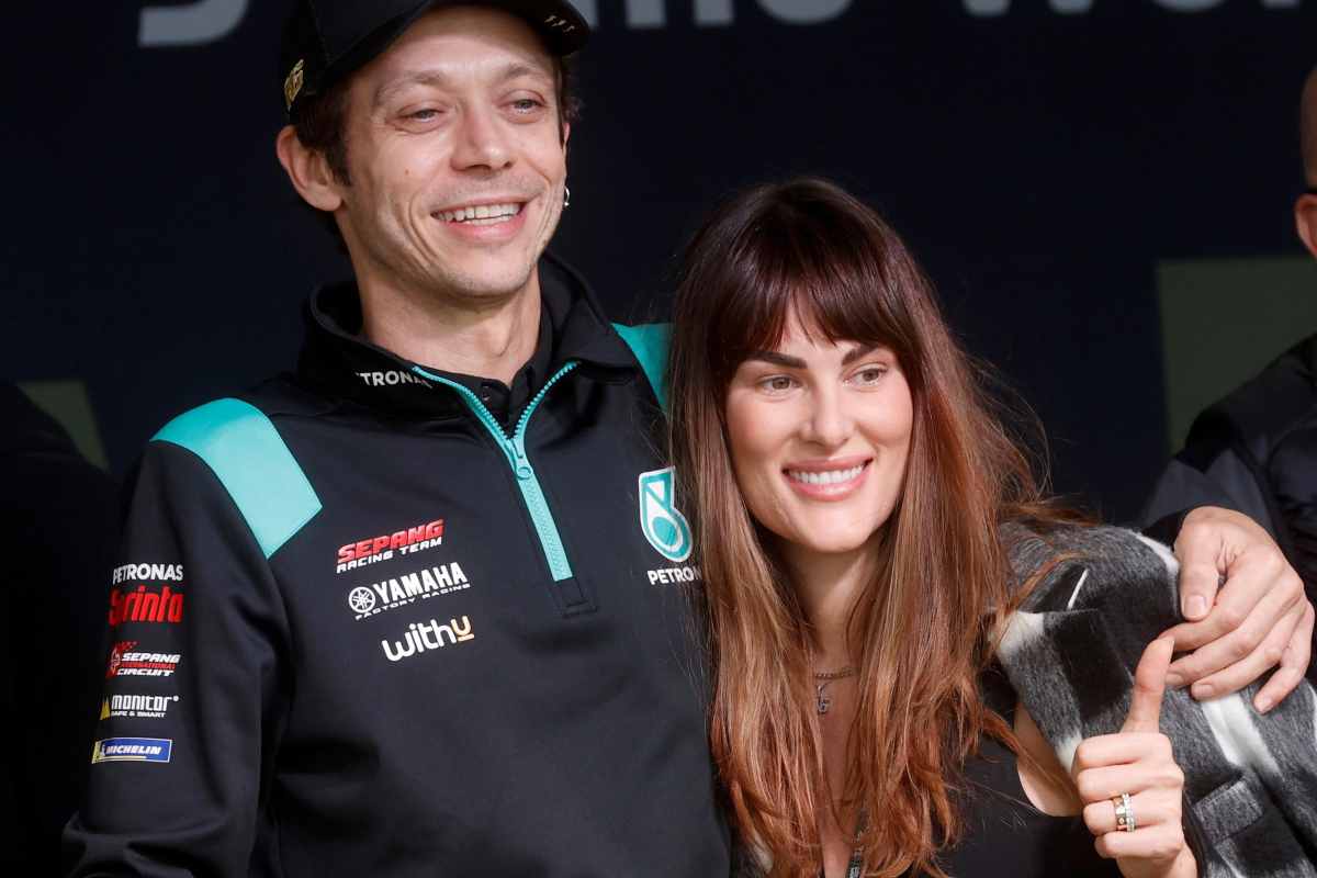 Francesca Sofia Novello e Valentino Rossi insieme da sei anni: ora c'è Giulietta