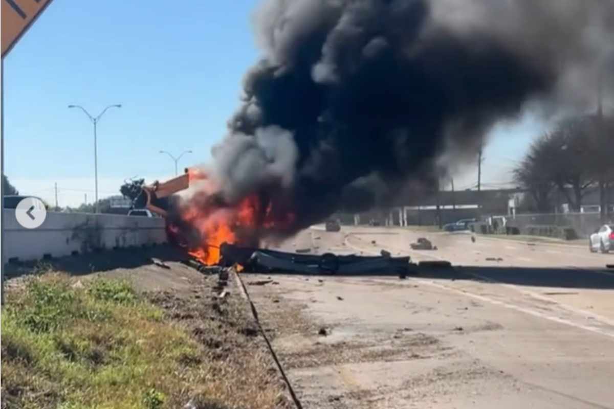 Lamborghini esplode in autostrada