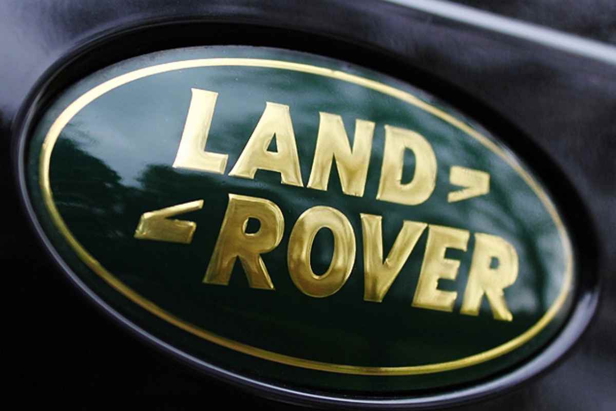 land rover logo