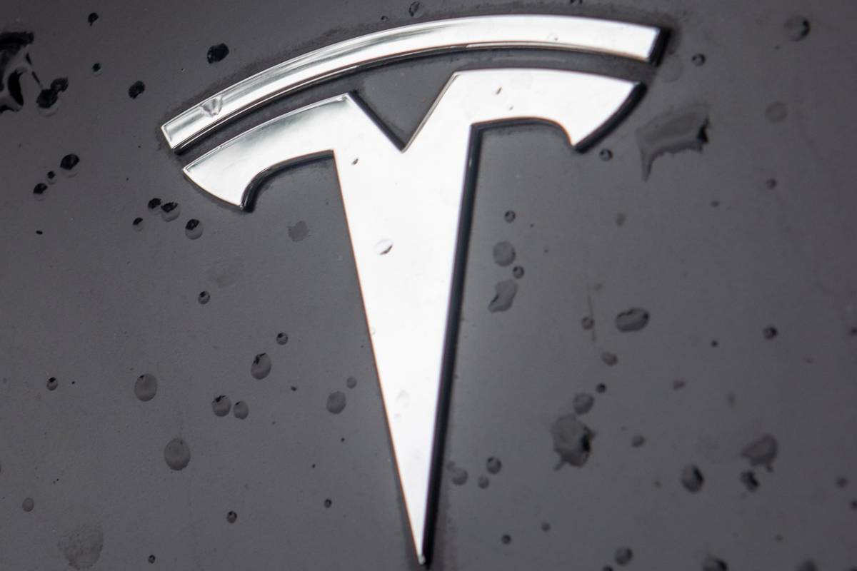 Quanto valgono le 3 Tesla ritrovate in un container in Cina? La cifra al momento é impressionante e destinata a salire