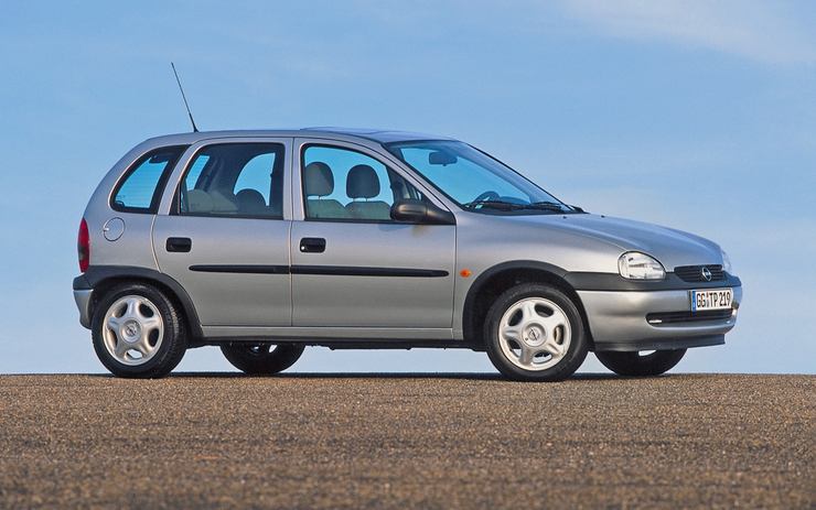 Opel Corsa B, la citycar della casa tedesca