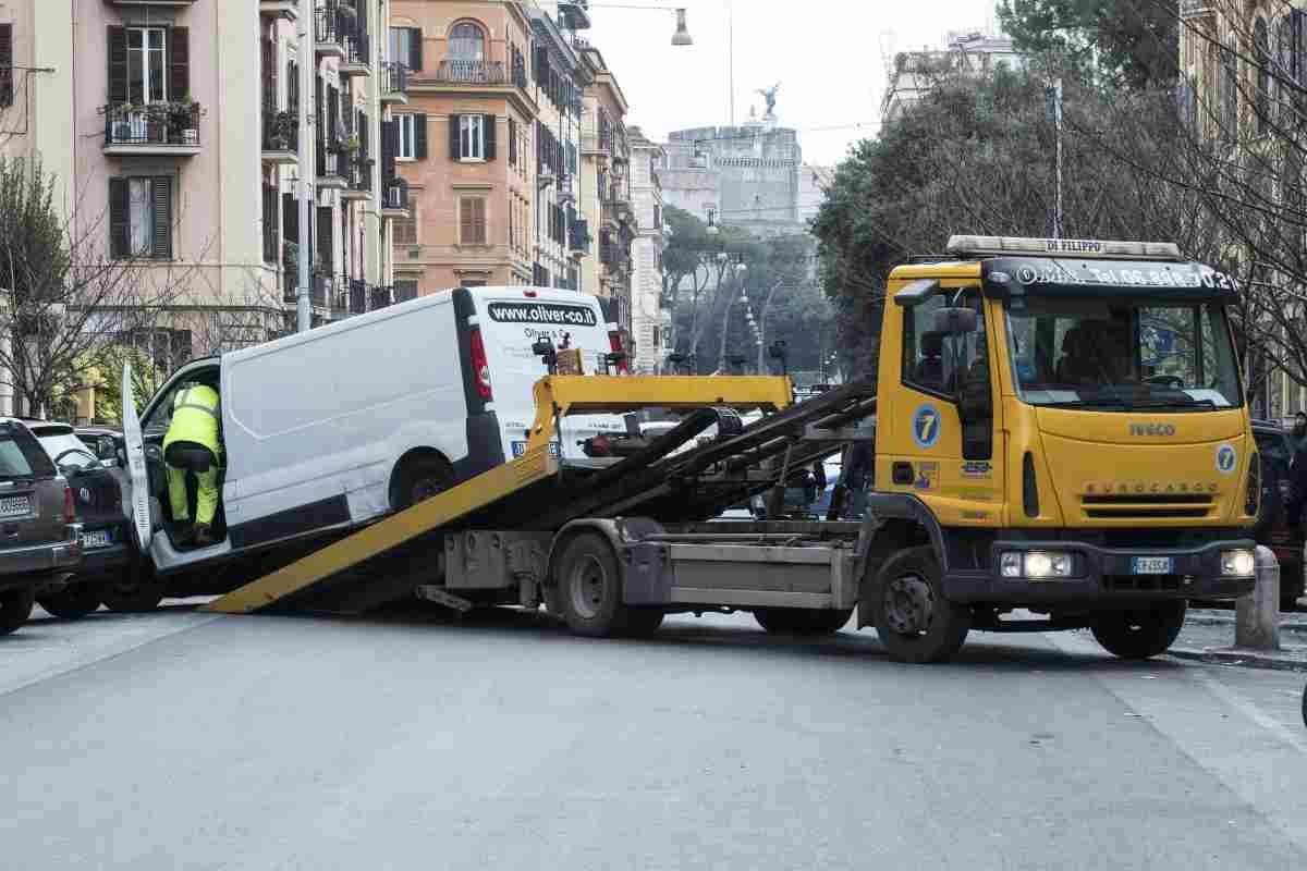 Rimozione dell'auto da una strada privata