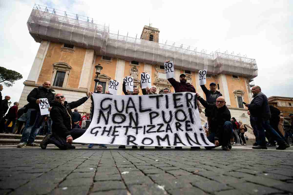 Ultim’ora ZTL Roma, cambia di nuovo tutto: l’annuncio del sindaco Gualtieri