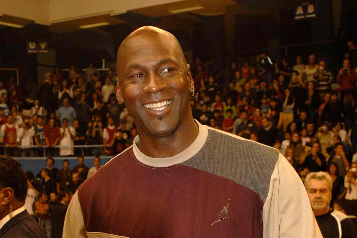 MIchael Jordan si regala una supercar