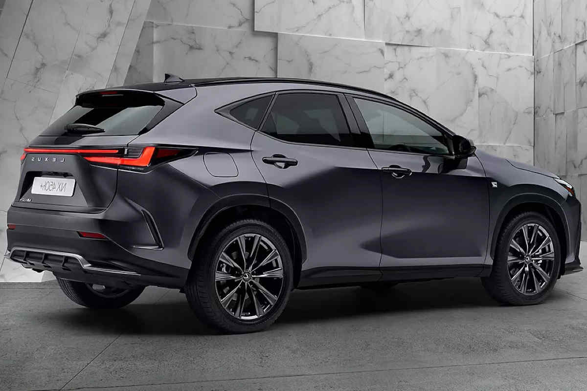 SUV ibrido Lexus