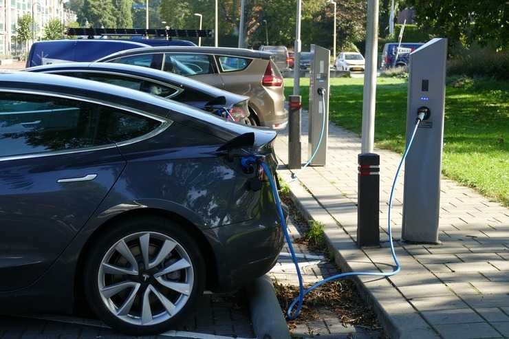 Auto elettriche, quanto incidono i consumi