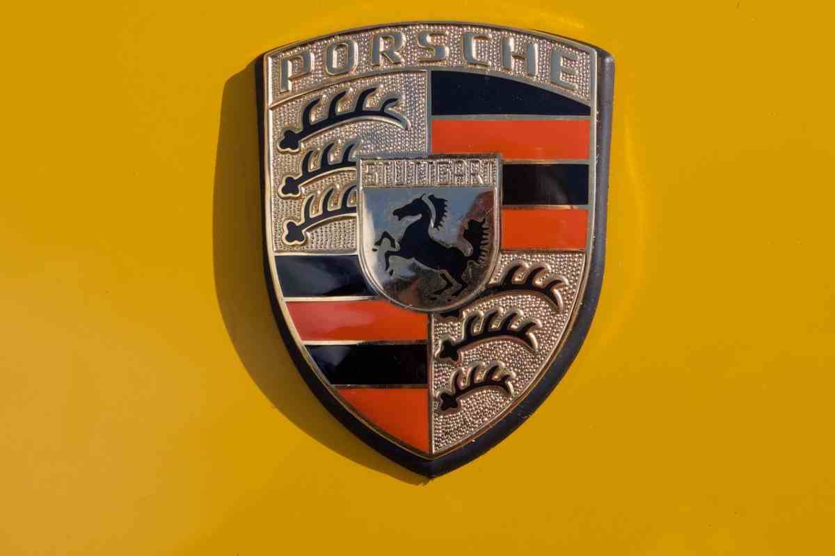 porsche logo storia