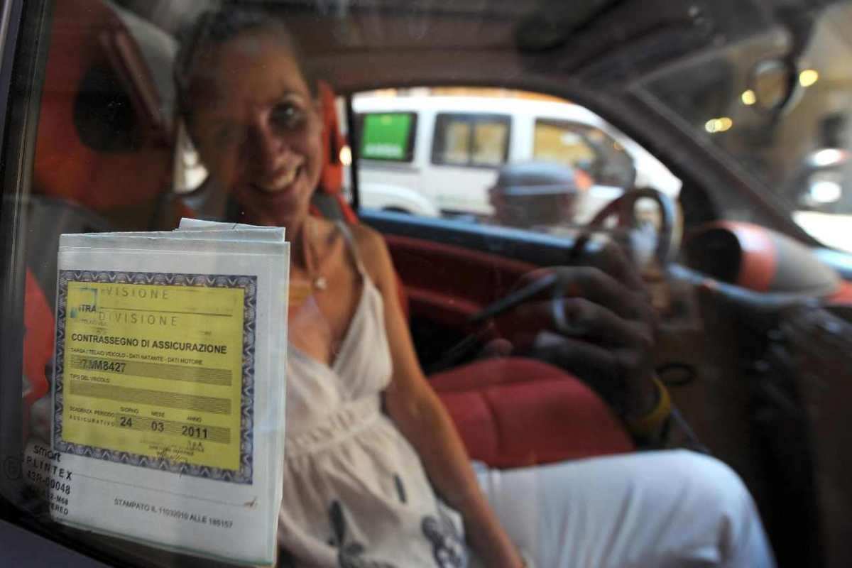RC Auto 2023, solo così si risparmia: i metodi legali