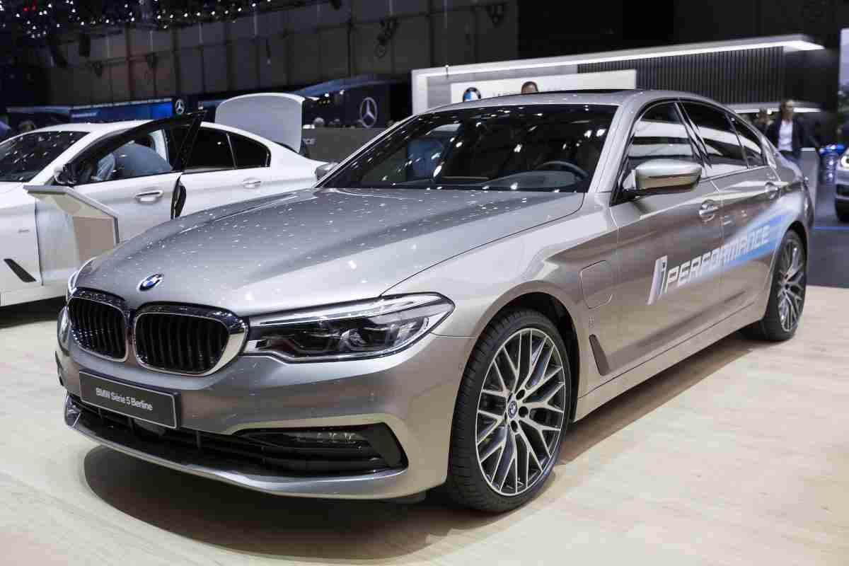 BMW Serie 5, i segreti dell'ottava generazione