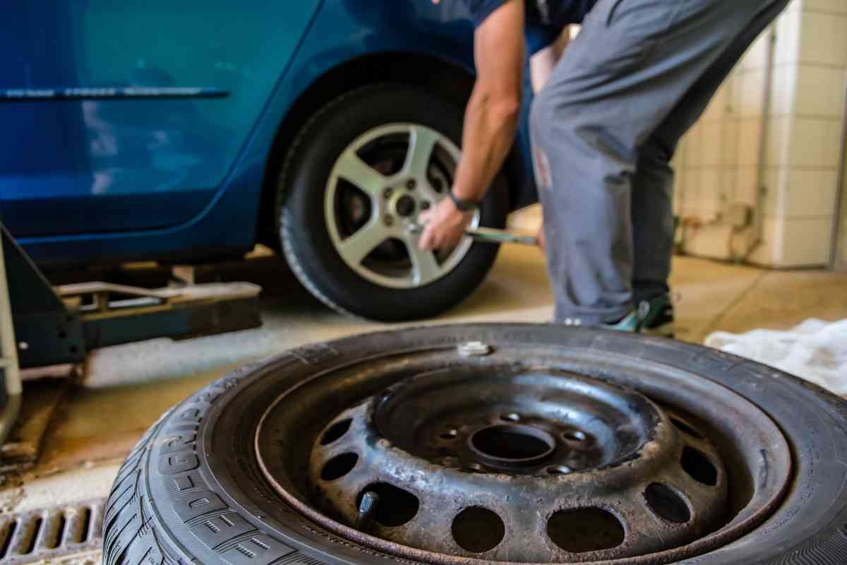 Come si calcola scadenza della revisione auto 