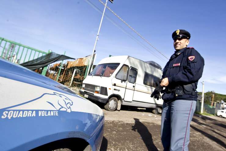 Consigli della Polizia sul noleggio del camper