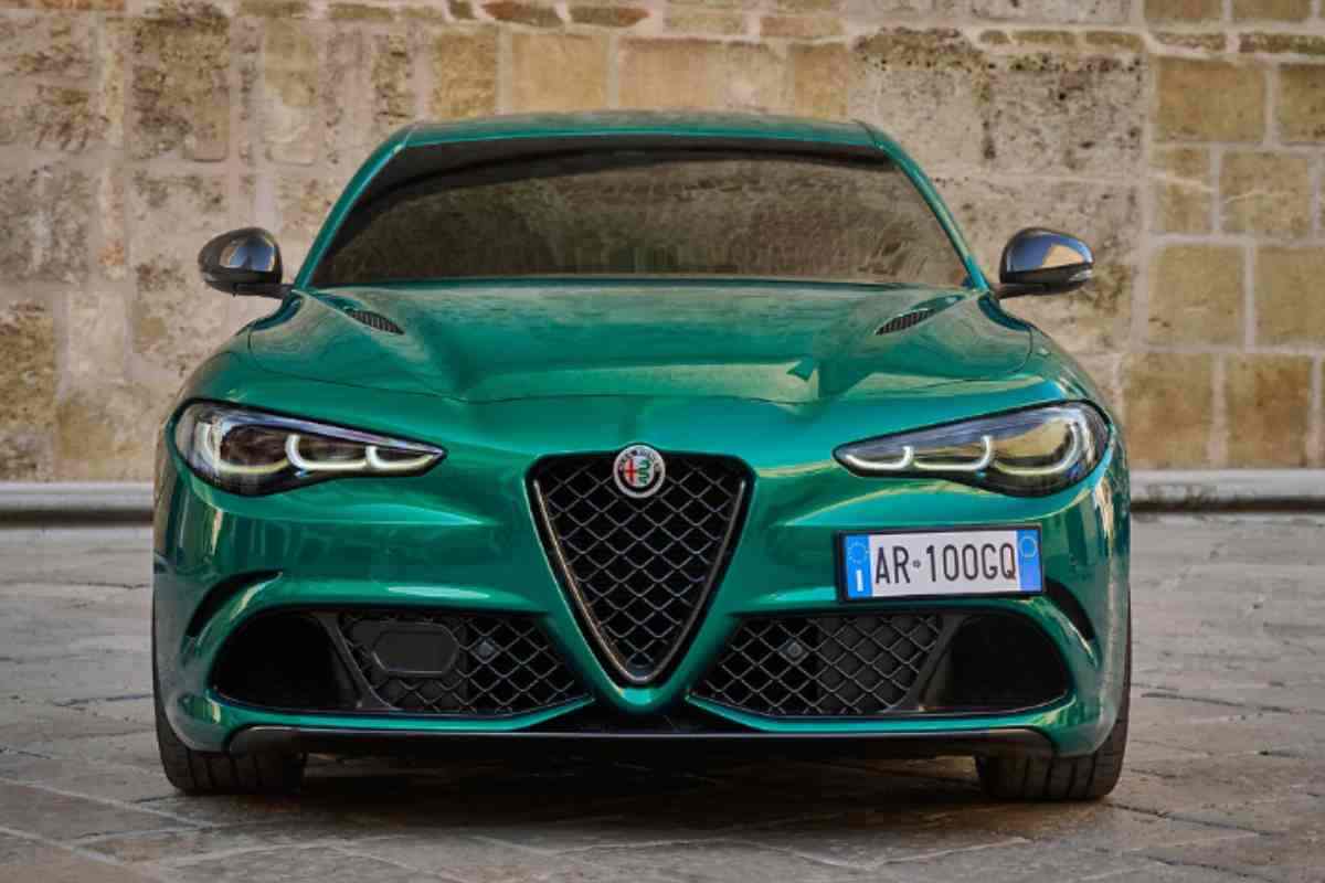 Giulia Quadrifoglio, modello speciale per i 100 anni: tutto esaurito