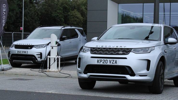 Auto elettriche, cosa prevede il futuro