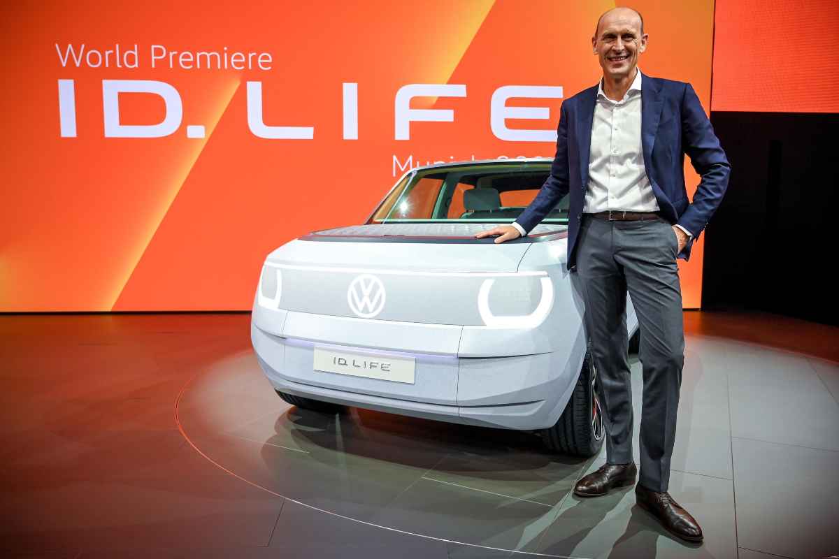 Nuove auto estate 2023
