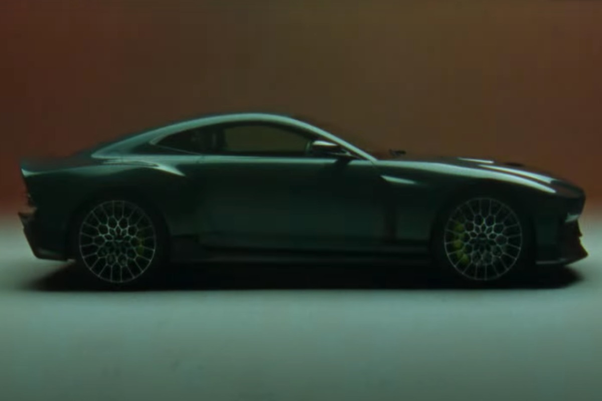 Nuova Aston Martin Valour edizione limitata