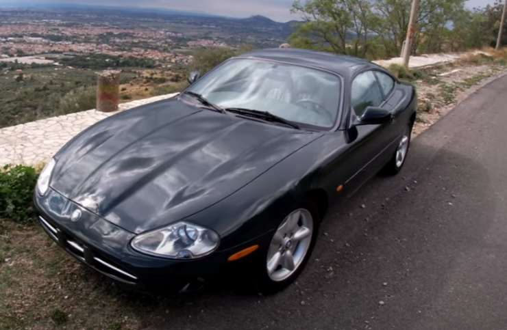 Jaguar XK8 anni '90, quali caratteristiche