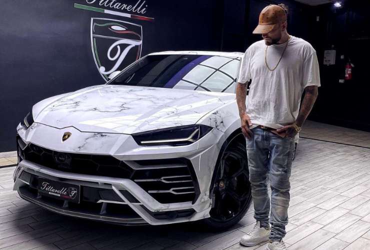 La Lamborghini special di Gué Pequeno