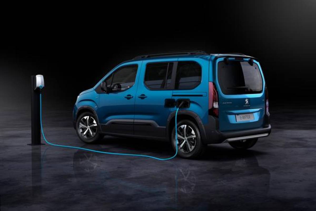 Peugeot e-Rifter, tutte le caratteristiche del multispazio francese