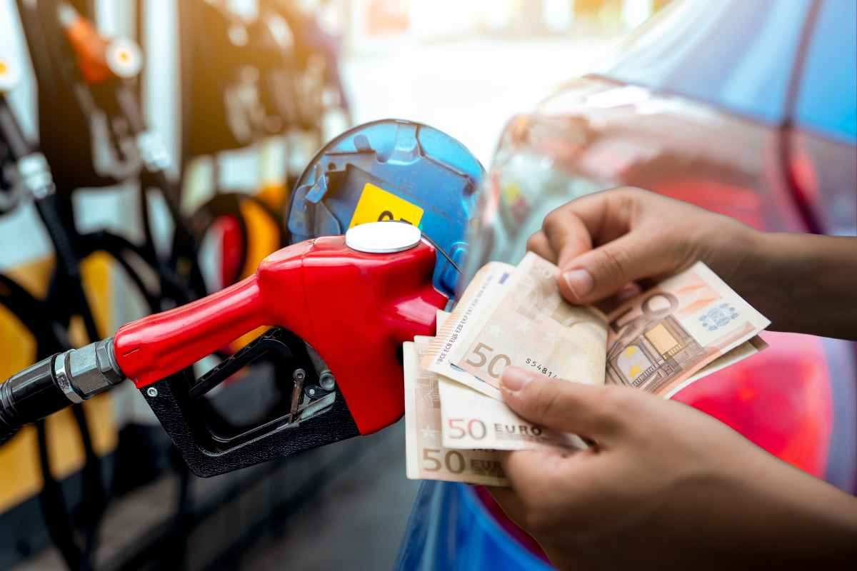 Auto a benzina, le 5 più economiche