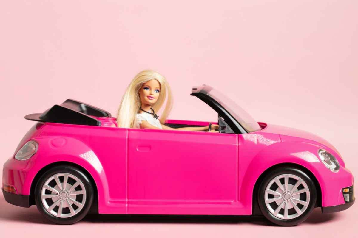 L'auto di Barbie in vendita