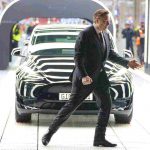 Elon Musk e Tesla sono sempre avanti: decisione clamorosa