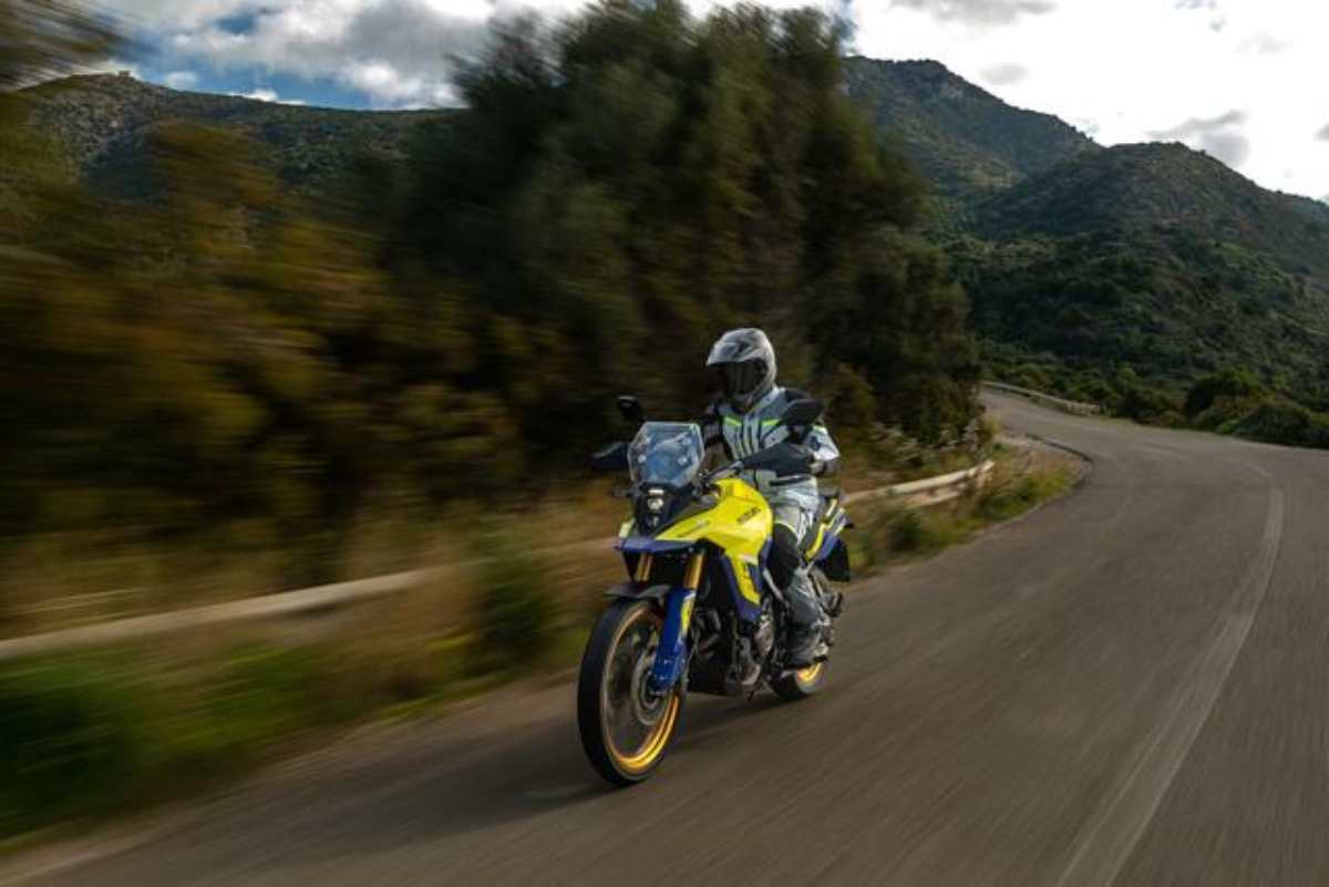 Le caratteristiche della V-Strom 800 sono sorprendenti