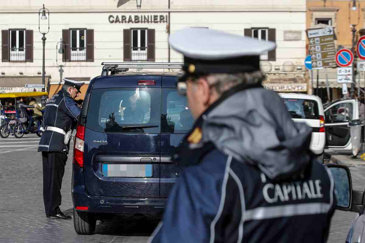 Circolazione auto, scatta la stretta e volano multe: ecco dove