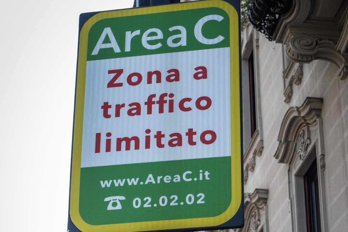 Rivoluzione del traffico in Area C Milano