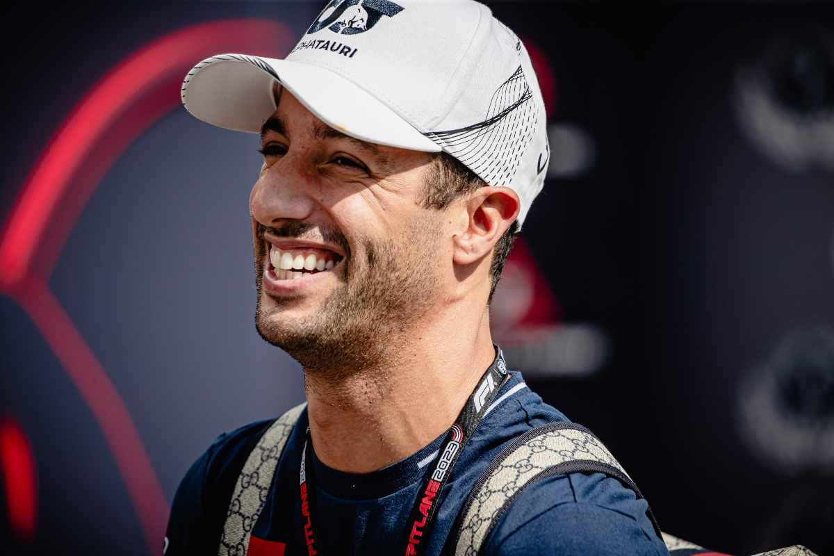 daniel ricciardo licenziamento mclaren