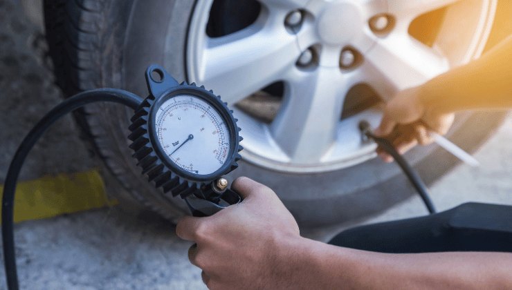 Corretta pressione pneumatici