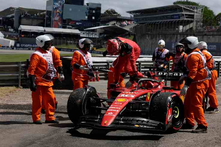 Charles Leclerc altri guai tecnici