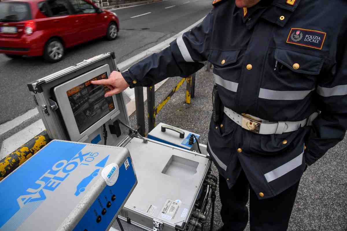 Autovelox malfunzionanti in Svizzera al via i rimborsi