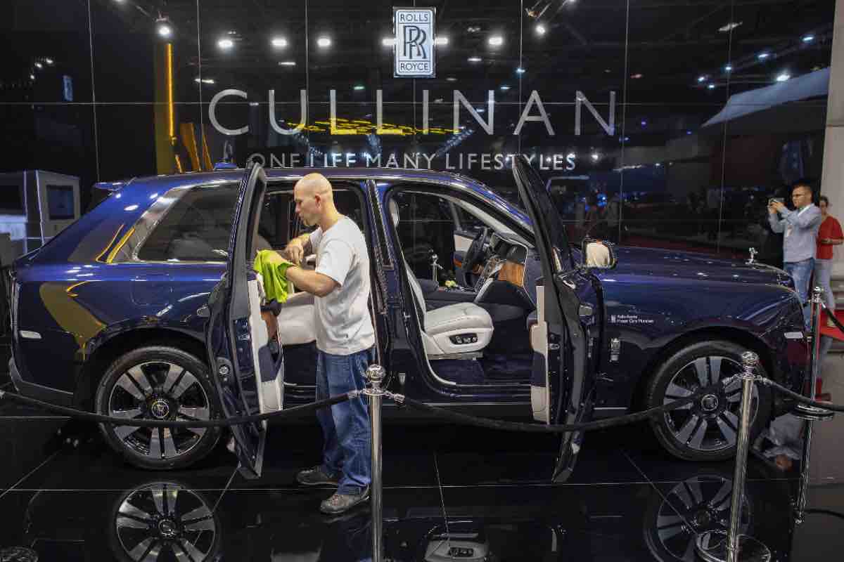 Rolls Royce Cullinan nuova 2024