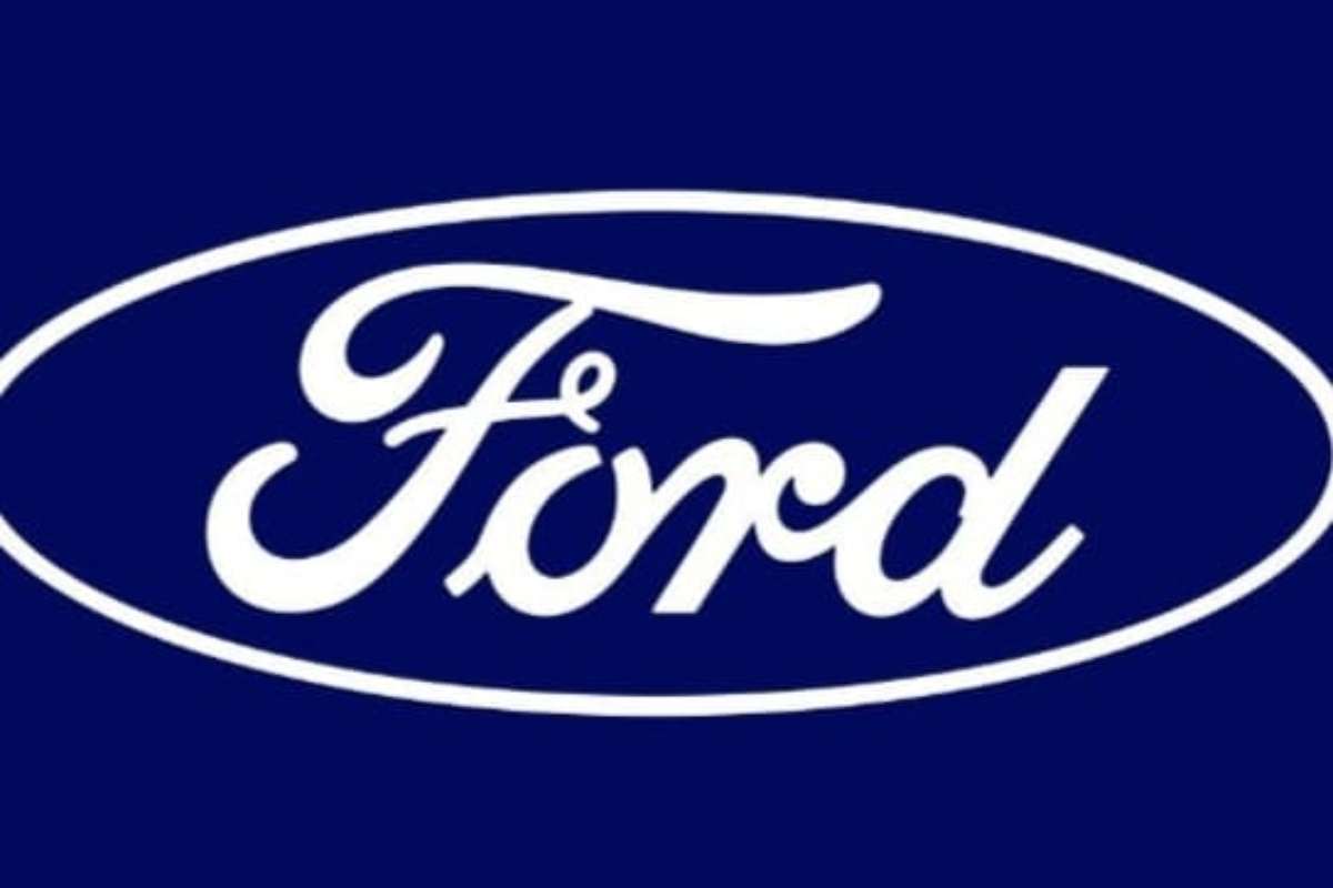 フォード、車を購入する人への素晴らしい贈り物: それは何ですか