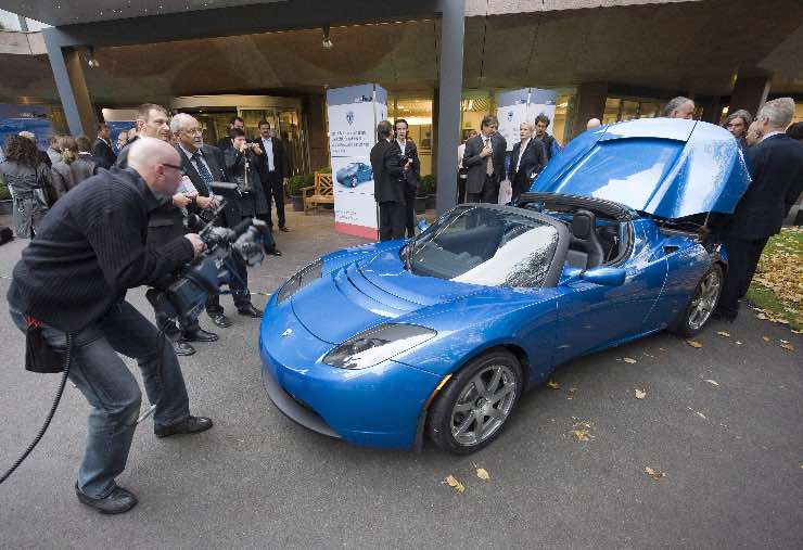 Tesla Roadster può valere tantissimo