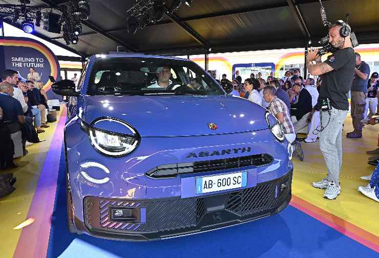 Abarth 600 probabile il ritorno ai motori endotermici
