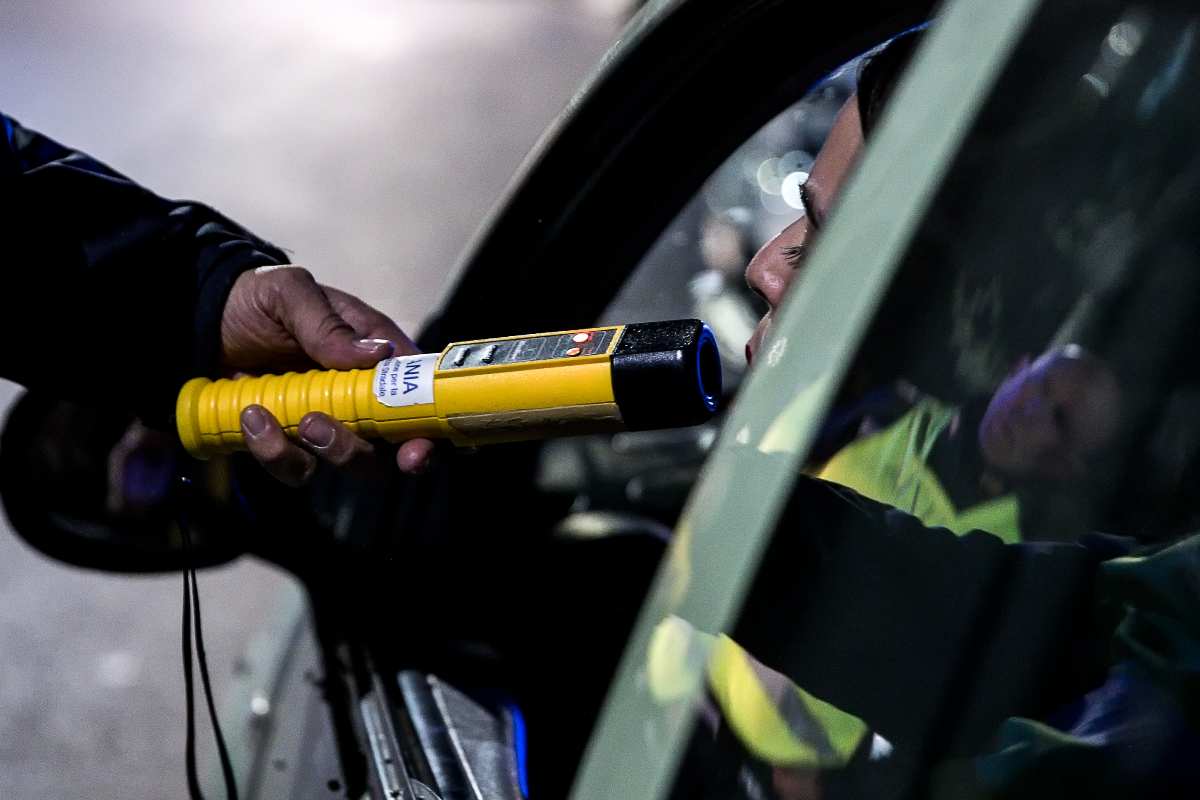 Rifiuta di sottoporsi all'alcoltest, poteva farlo? Dopo 12 anni accade l'imponderabile